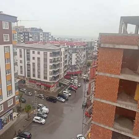 Merkezi Deniz Manzarisi Ile Aile Yasamina Uygun Klimali Wifili Luexs Apartment